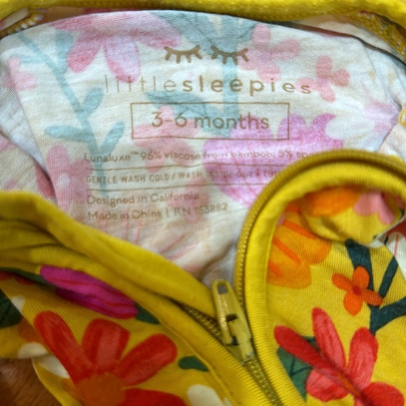 Little Sleepies 3-6 months Sunny Garden - Picture 3 of 4